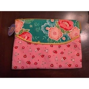 Handmade Floral I-Pad Cozy Case Fabric ~ 10x8.5 in Zipper Top Pocket
